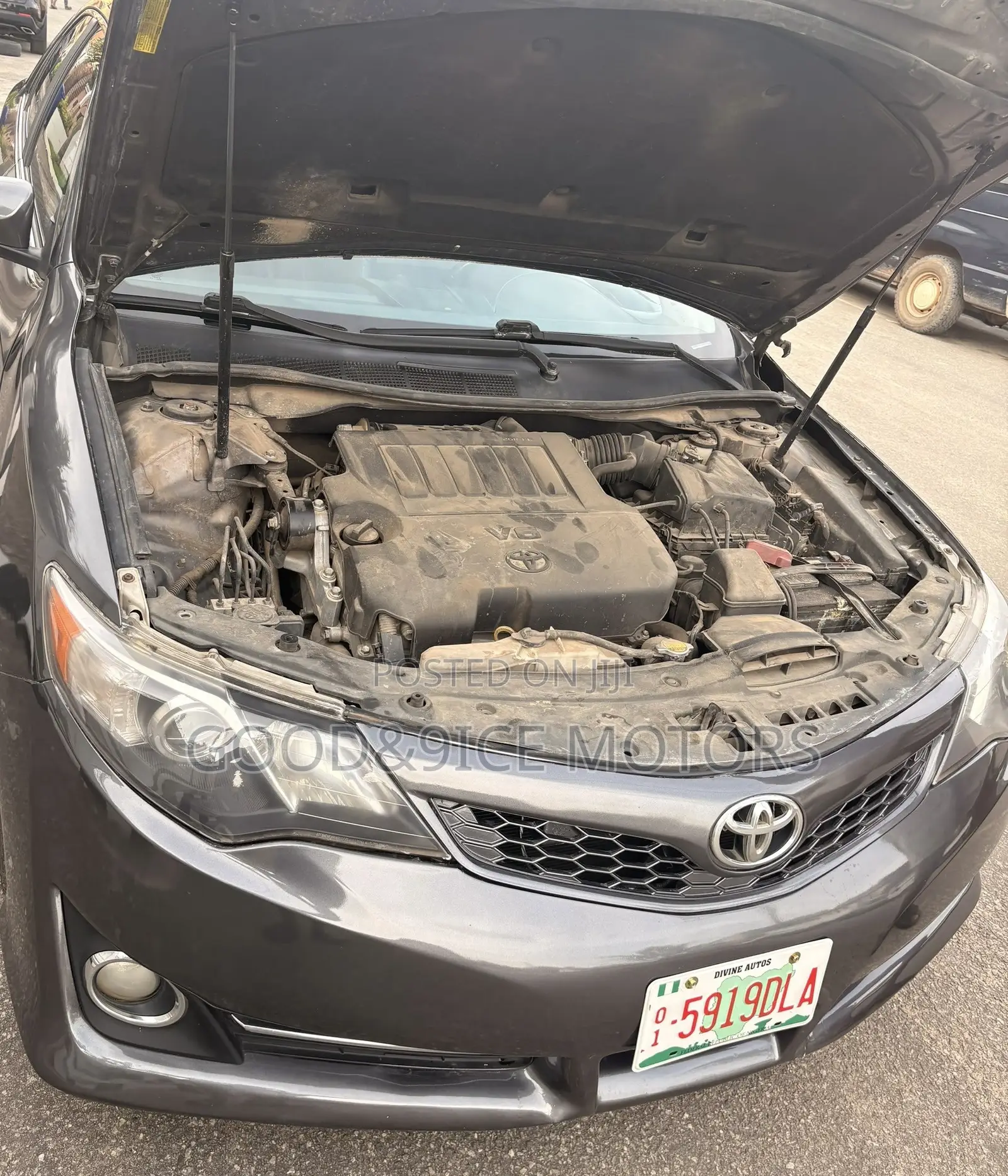 Toyota Camry 2014 Gray