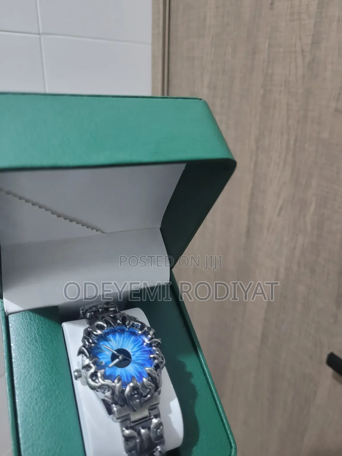 Alabaster Spider Web Watch