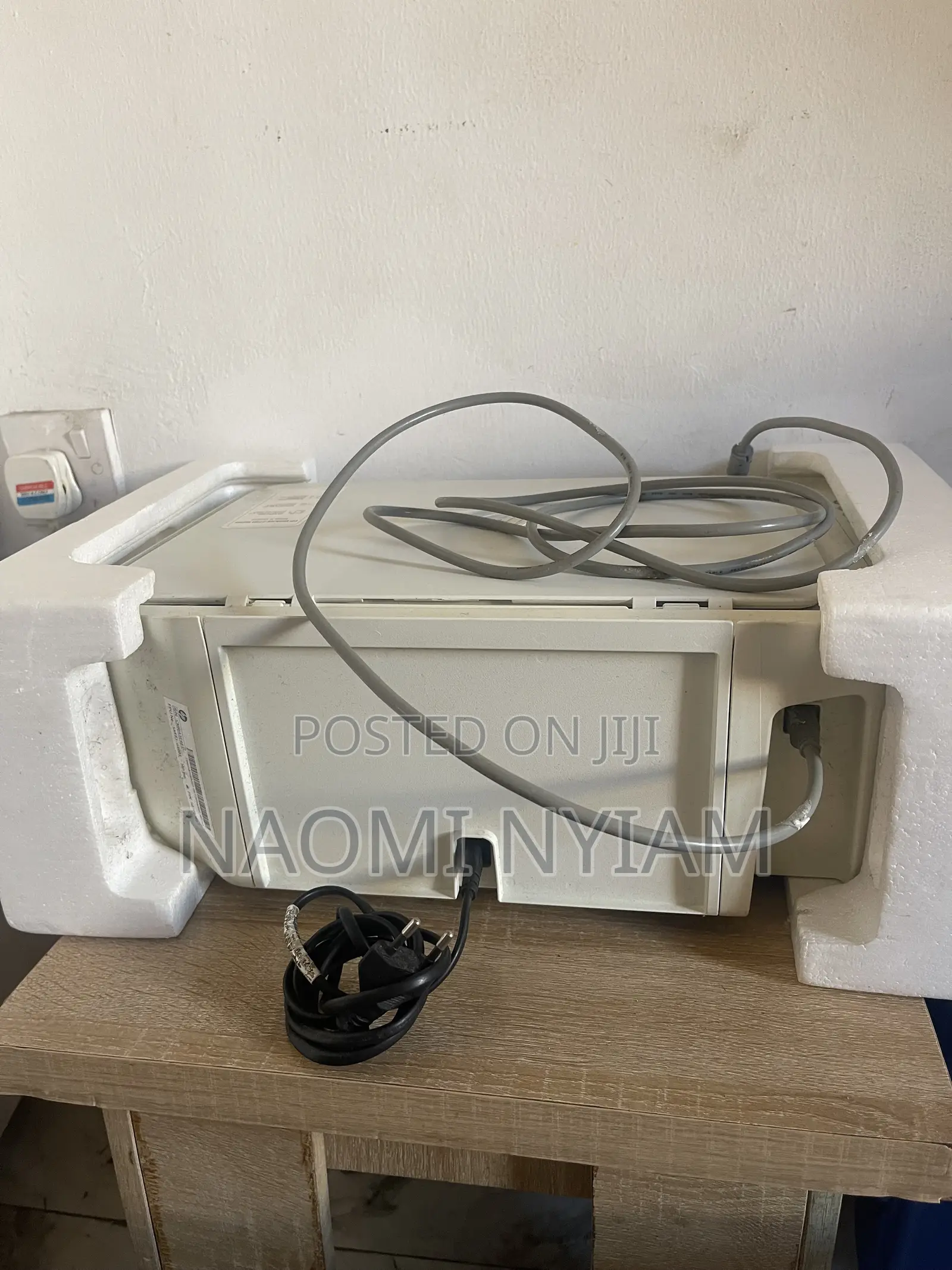 HP Deskjet 2710 Printer