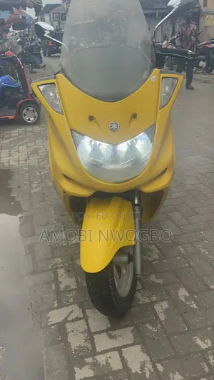 Yamaha Majesty 2003 Yellow