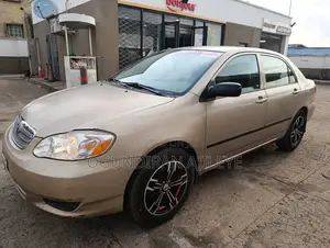Toyota Corolla CE 2005 Gold