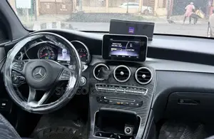 Mercedes-Benz GLC-Class 2019 Black