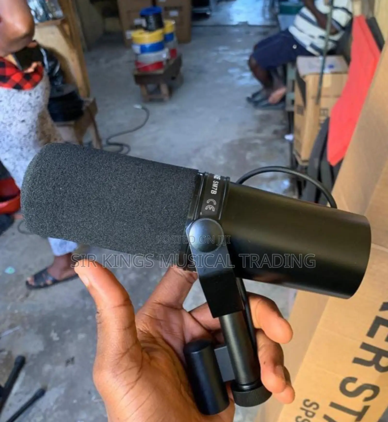 Shure Sm7b Dynamic Studio Microphone