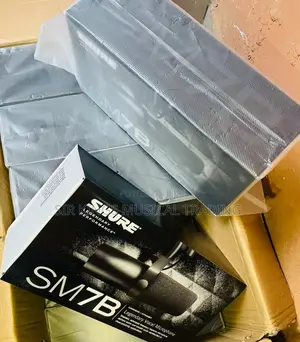 Shure Sm7b Dynamic Studio Microphone