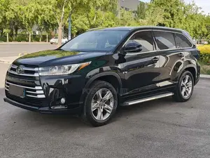 Toyota Highlander 2018 Blue