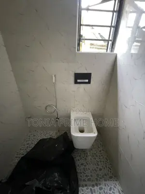 2bdrm Duplex in Alex Ogbonda Estate, Uzoba for rent