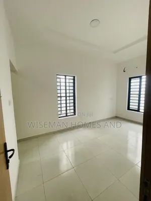 4bdrm Duplex in Vgc Extension for rent