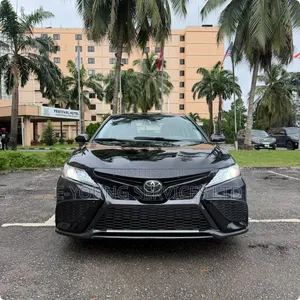 Toyota Camry XSE 2021 Gray