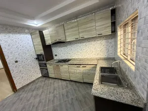 2bdrm Block of Flats in Guzape Abuja for rent