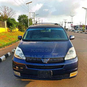Toyota Sienna 2005 Blue