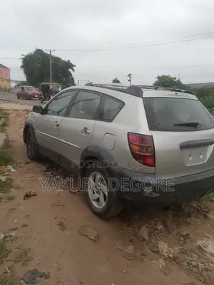Pontiac Vibe Automatic 2004 Gray