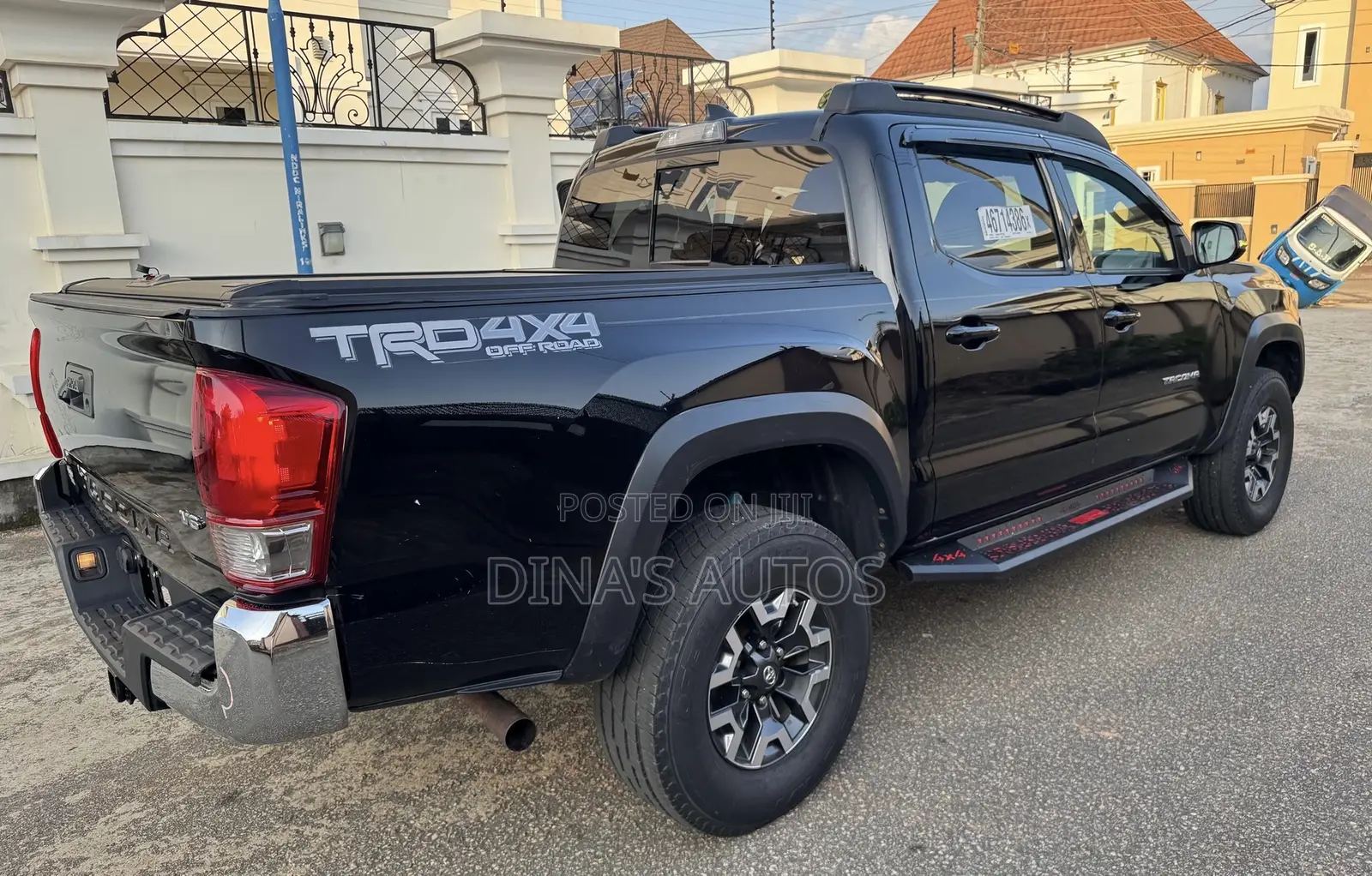 Toyota Tacoma 2017 Black