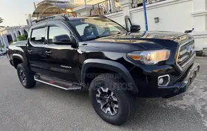 Toyota Tacoma 2017 Black
