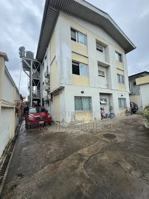 2bdrm Block of Flats in Ilupeju for sale