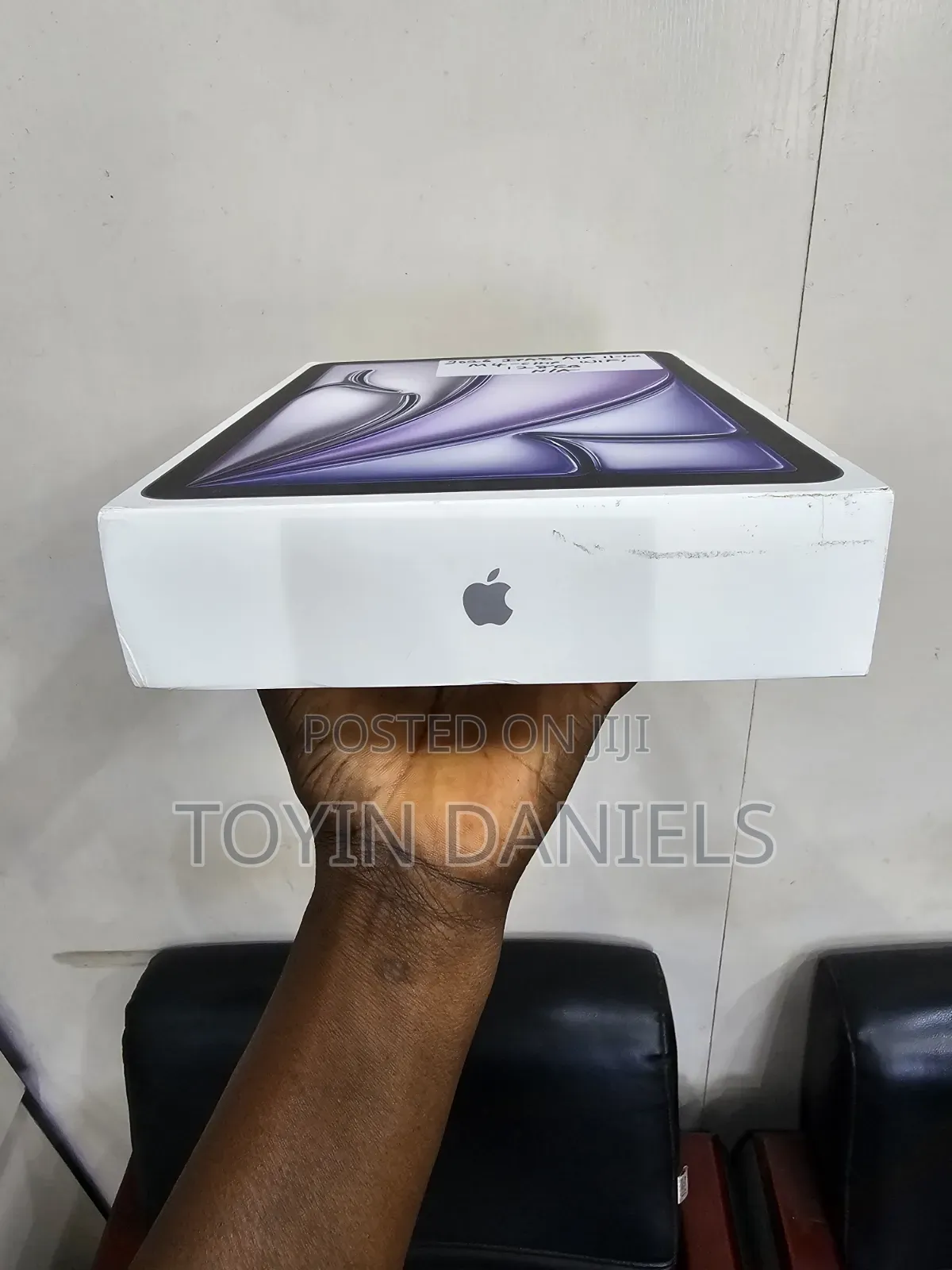 New Apple iPad Air 128 GB Blue