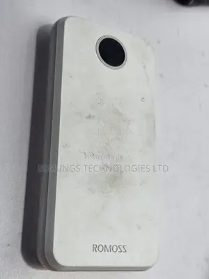 Fairly Used Romoss Portable 20,000mAh Power Bank Model: HO20