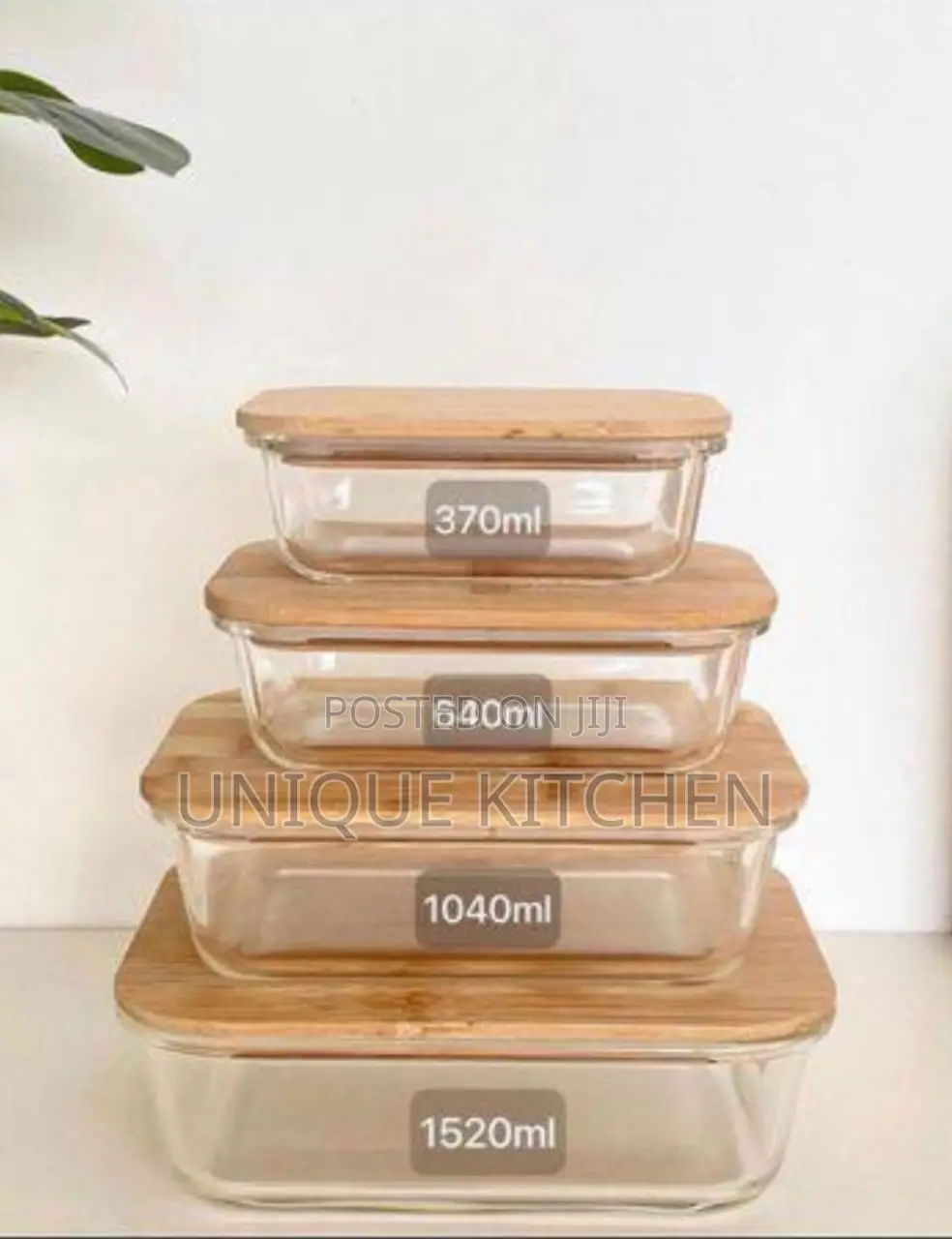 Rectangular Glass Food Storage Containers With Natural Bamboo Lids.