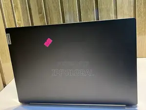 Laptop Lenovo 32GB AMD Ryzen 9 SSD 1T