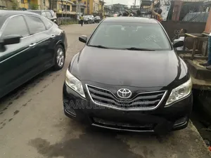 Toyota Camry LE 4dr Sedan (2.5L 4cyl 6A) 2011 Black