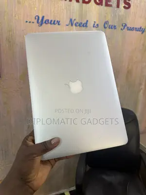 Laptop Apple MacBook Air 2015 8GB Intel Core i5 SSD 128GB