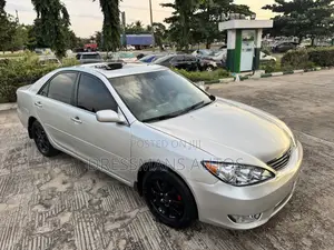 Toyota Camry 2004 Silver