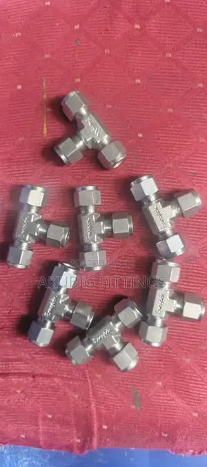Swagelok 3/8 In, 3-Way Tee Union