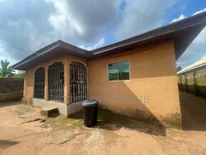 2bdrm Block of Flats in Bizzibrayn, Ovia South for sale