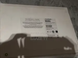 New Laptop Apple MacBook Pro 2023 M3 Pro 8GB Apple M3 Pro SSD 512GB