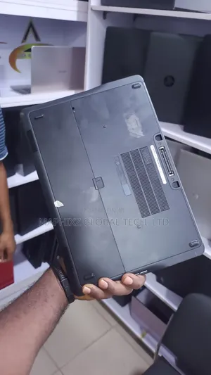Laptop Dell Latitude 7440 8GB Intel Core i5 HDD 500GB