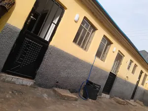 Studio Apartment in Dogogada Behind Efab, Lokogoma for rent