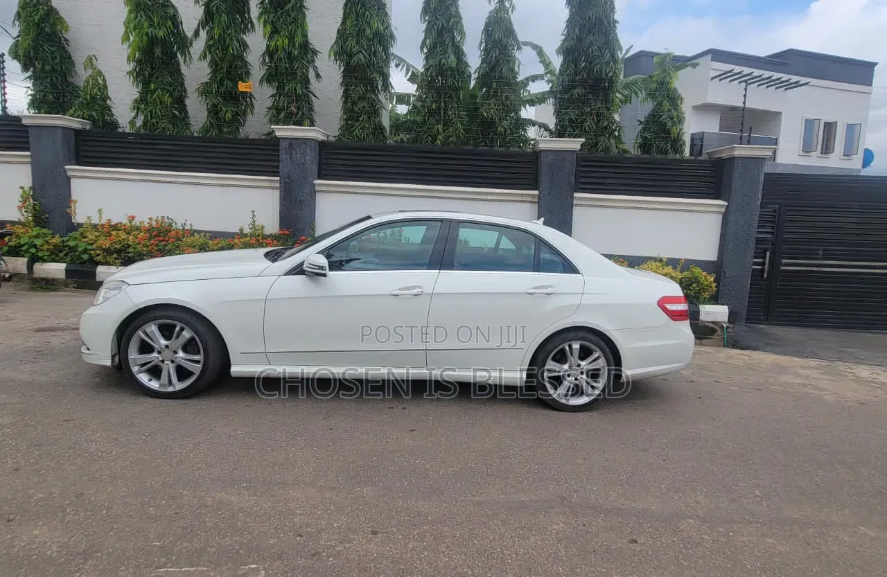 Mercedes-Benz E350 2011 White