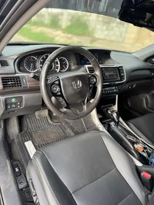 Honda Accord Touring V6 4dr Sedan FWD (3.5L 6cyl 6A) 2017 Black