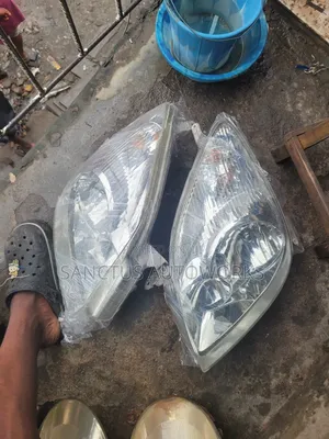 Headlight Corolla Verso 2003