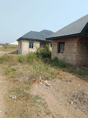 3bdrm Bungalow in Apata Ajoda, Ibadan for sale