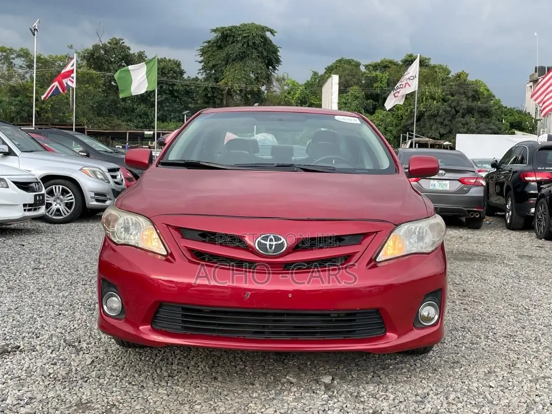 Toyota Corolla 2013 Red