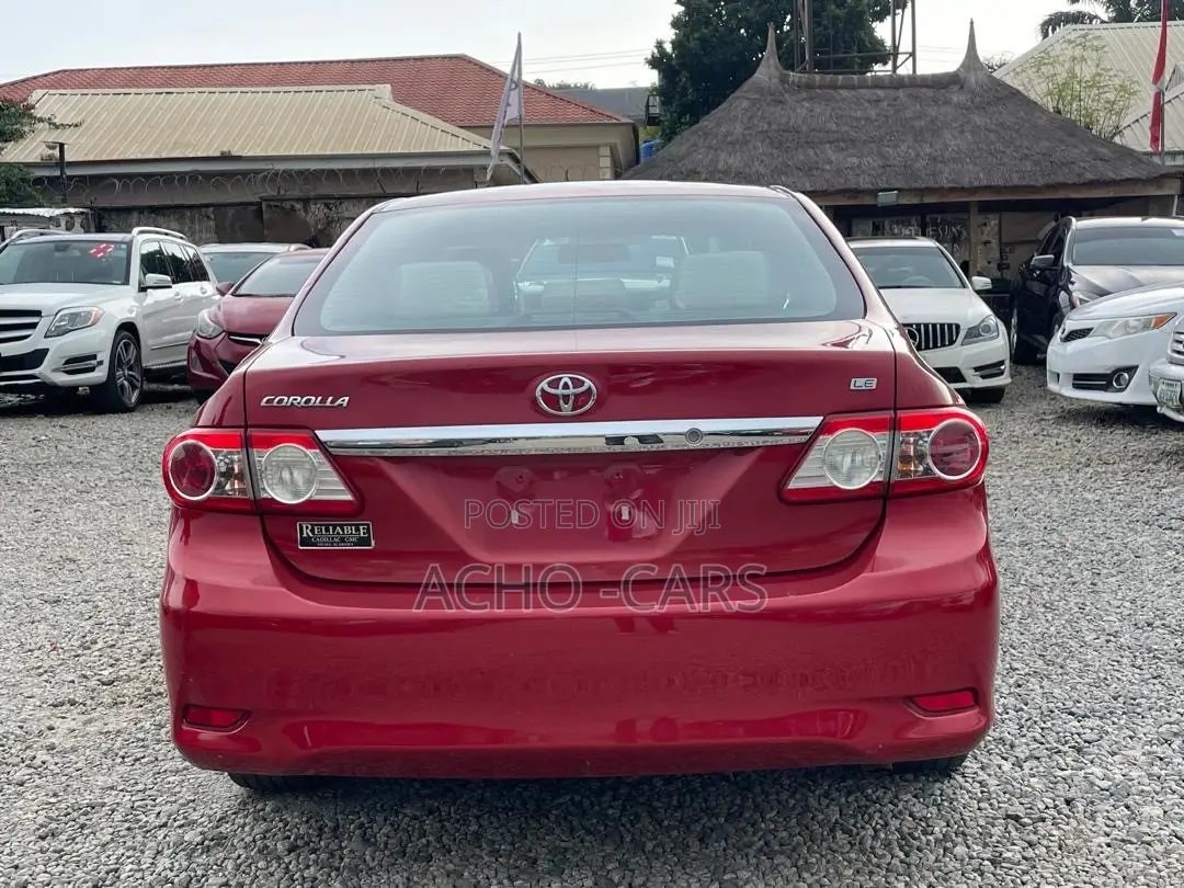 Toyota Corolla 2013 Red