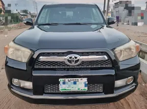 Toyota 4-Runner 2012 Black