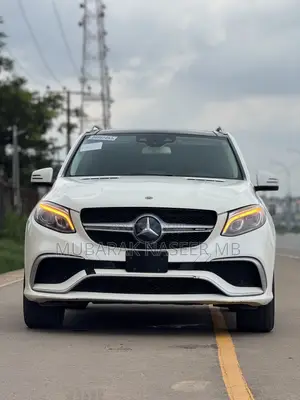Mercedes-Benz GLE-Class AMG GLE 63 4MATIC 2017 White