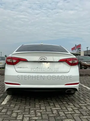Hyundai Sonata Base Sedan FWD (2.4L 4cyl 6A) 2016 White
