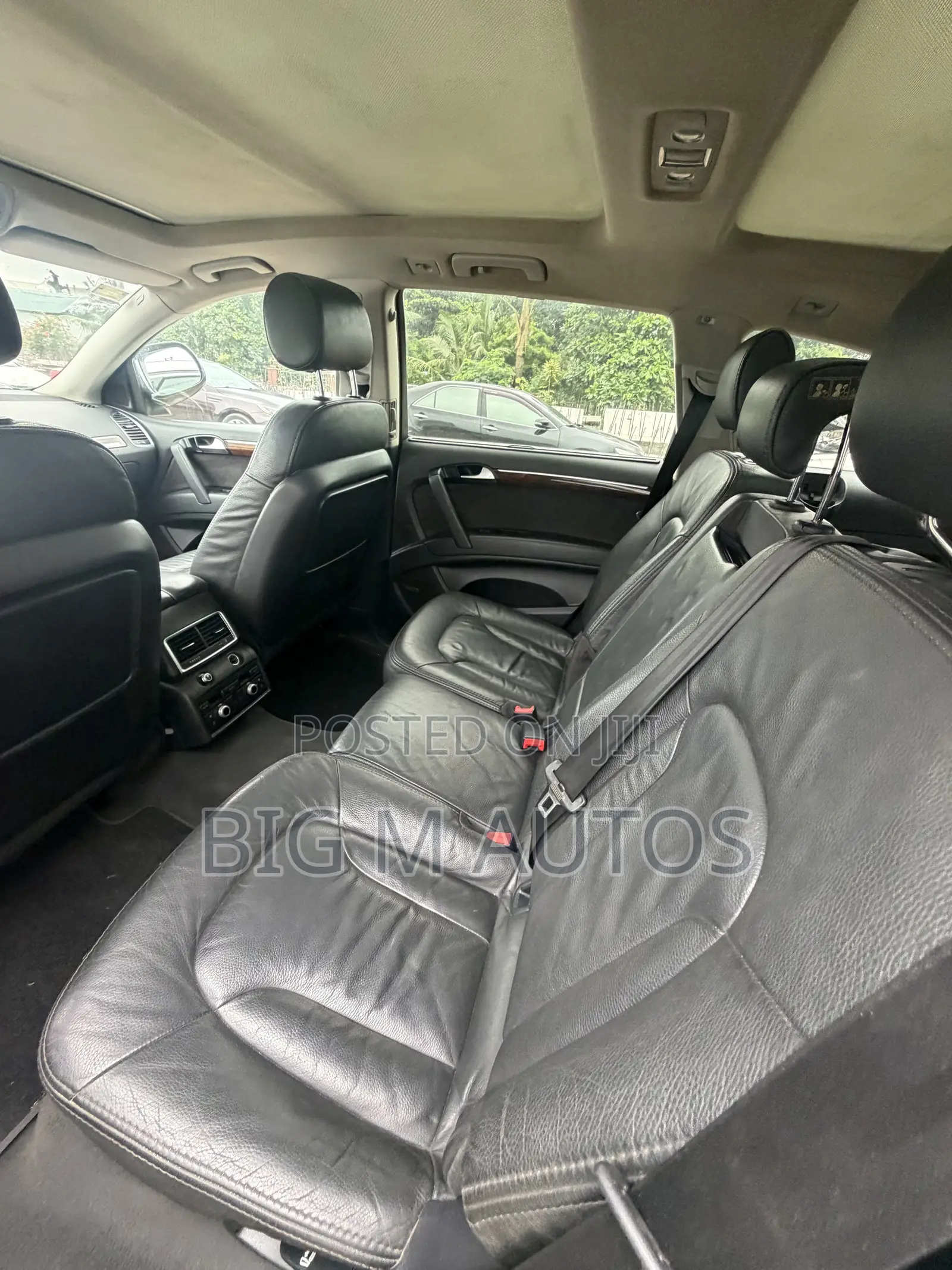 Audi Q7 2010 Black