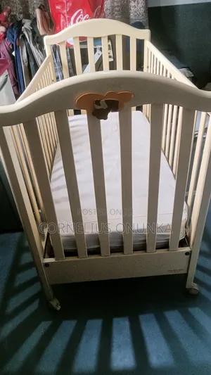 Foreign Used Baby Bed