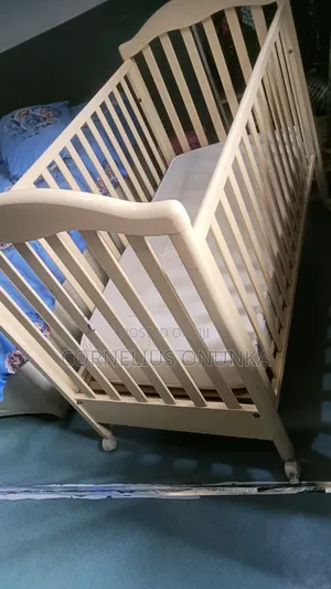 Foreign Used Baby Bed