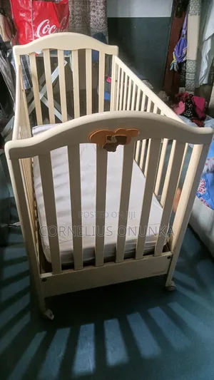 Foreign Used Baby Bed