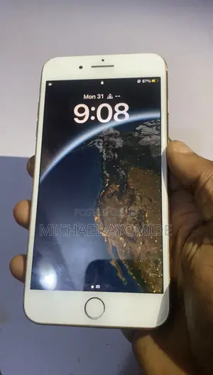 Apple iPhone 8 Plus 64 GB Gold
