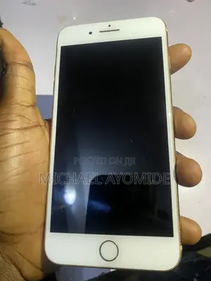 Apple iPhone 8 Plus 64 GB Gold