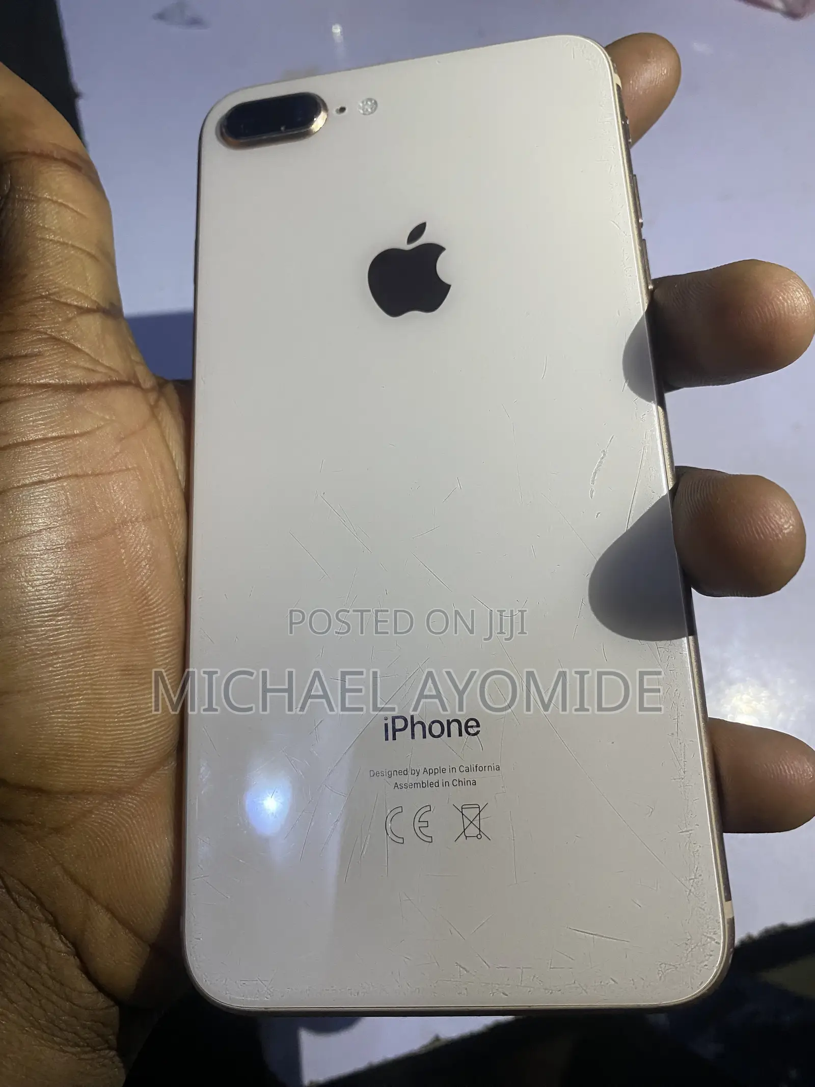 Apple iPhone 8 Plus 64 GB Gold
