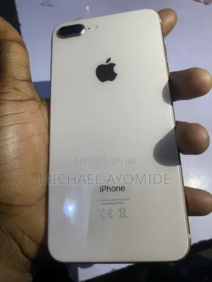 Apple iPhone 8 Plus 64 GB Gold