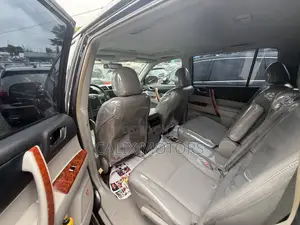 Toyota Highlander 2010 Black