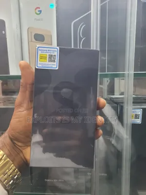 New Samsung Galaxy S22 5G 128 GB Green