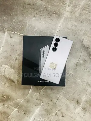 New Samsung Galaxy Z Fold6 512 GB Silver